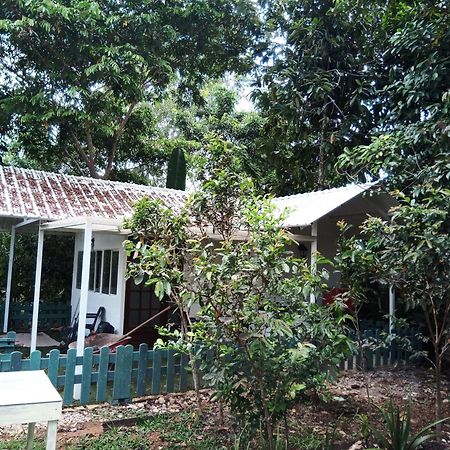 Hostal Suna Vito ปวยร์โตอาซิส ภายนอก รูปภาพ