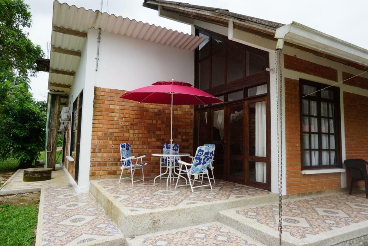 Hostal Suna Vito ปวยร์โตอาซิส ภายนอก รูปภาพ